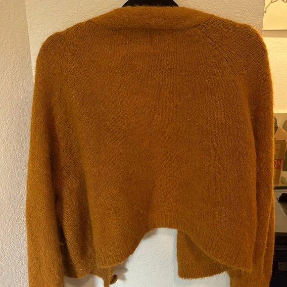 TiMo alpaca Mustard Sweater - Picture 6 of 6